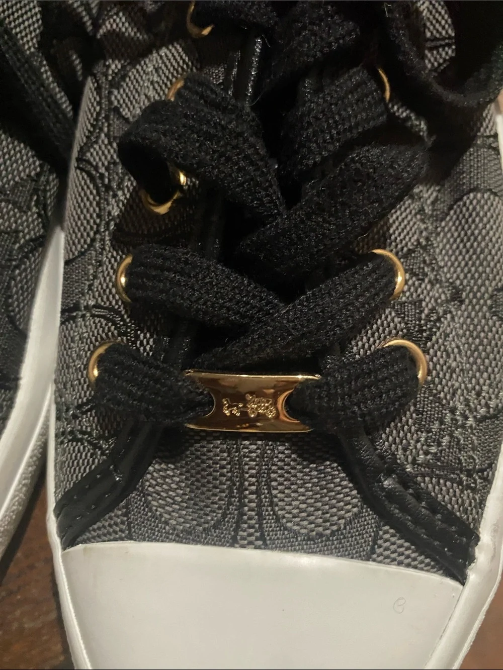 Coach Empire Signature low-top Sneaker, Size 8B